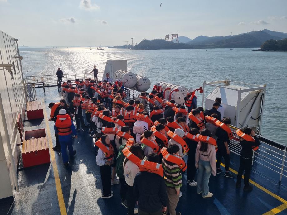 한국해양교통안전공단(KOMSA), 학교 수학여행단 등 ‘안전한 여객선’ 이용 노력 이미지